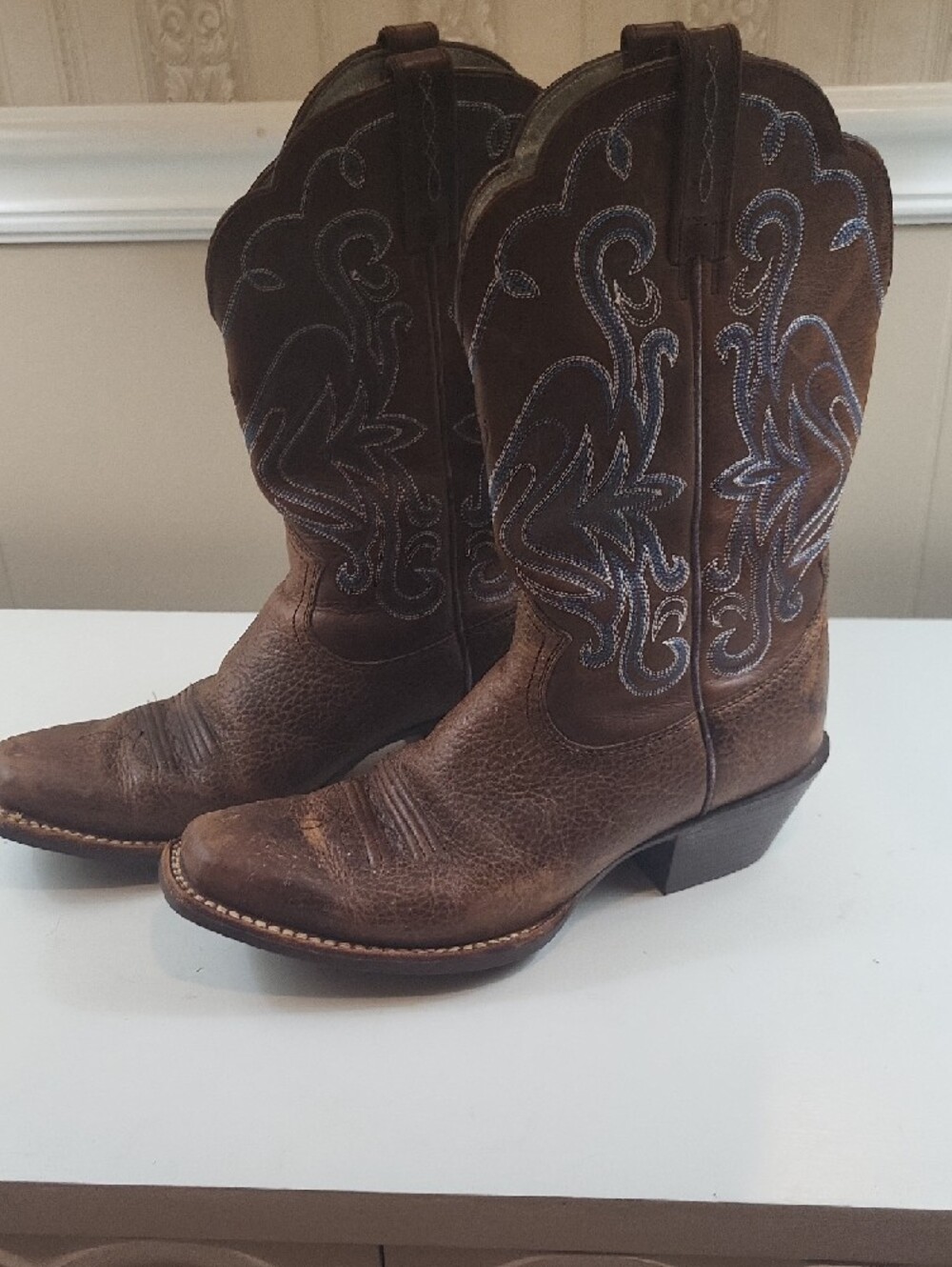 ARIAT Brown Leather Western Cowboy Boots with Embroidered Shaft, SIZE 8.5 - Picture 5 of 13